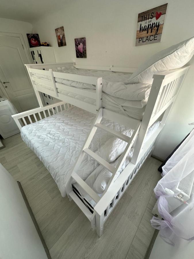 Nema S Apartment Braşov Eksteriør billede