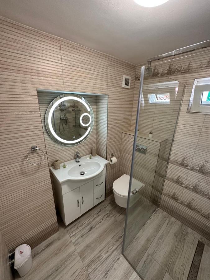 Nema S Apartment Braşov Eksteriør billede
